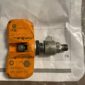 600318623 AUDI Tire Pressure Sensor Monitor A8