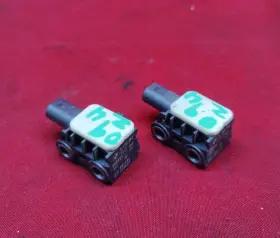 51289719 BMW Front Left Right Radiator Sensor Set X5 Z4 335
