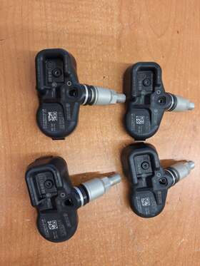 PMV-C015 TOYOTA Tpms Steel Wheels Tacoma