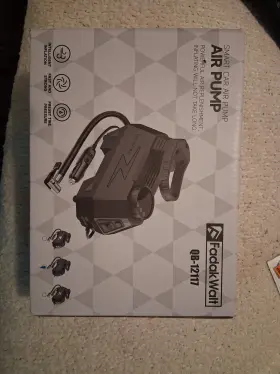 QB12117 FADAK WALT Smart Car Air Pump Plug Outlet