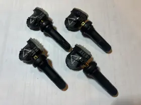 F2GT-1A150-CB FORD Tpms Tire Pressure Sensors Set Lincoln