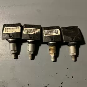 25731358 GM Set Tire Pressure Sensor Corvette