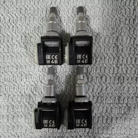 13554170 GM / CHEVROLET / CORVETTE / C8 Tpms Sensor Set Ray