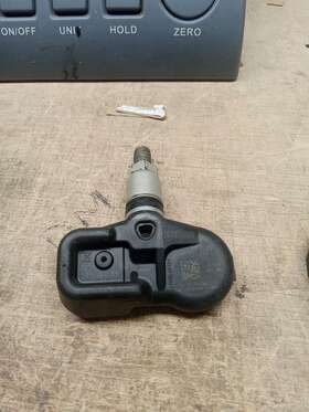4260730060 LEXUS Tire Pressure Sensor Monitor Tpms GS350