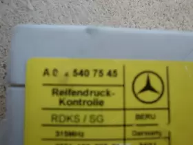 0025407545 MERCEDES Tire Pressure Monitoring Tpms Module R230 #2