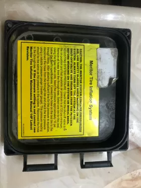 31272-00 MERITOR Tire Inflation Control Box Cover Top Lid #2