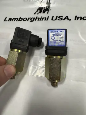 0R1470156 Lamborghini Murcielago Diablo Lift Pressure Sensor