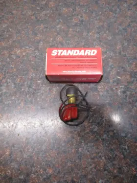UM46 STANDARD MOTOR PRODUCTS Commutateur Interruptor