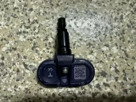 1472547 TESLA Tpms Bluetooth Tire Pressure Sensor Monitor Ys