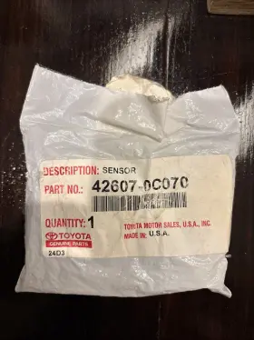 42707-0C070 TOYOTA Tire Pressure Monitor Valve