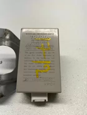 89760-35011 TOYOTA Tpms Tire Pressure Sensor Monitor Control