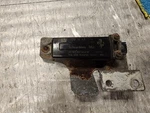 04-08 Maserati Quattroporte Tire Pressure Monitoring Sensor W/ Bracket. Fixed Price $19.99.